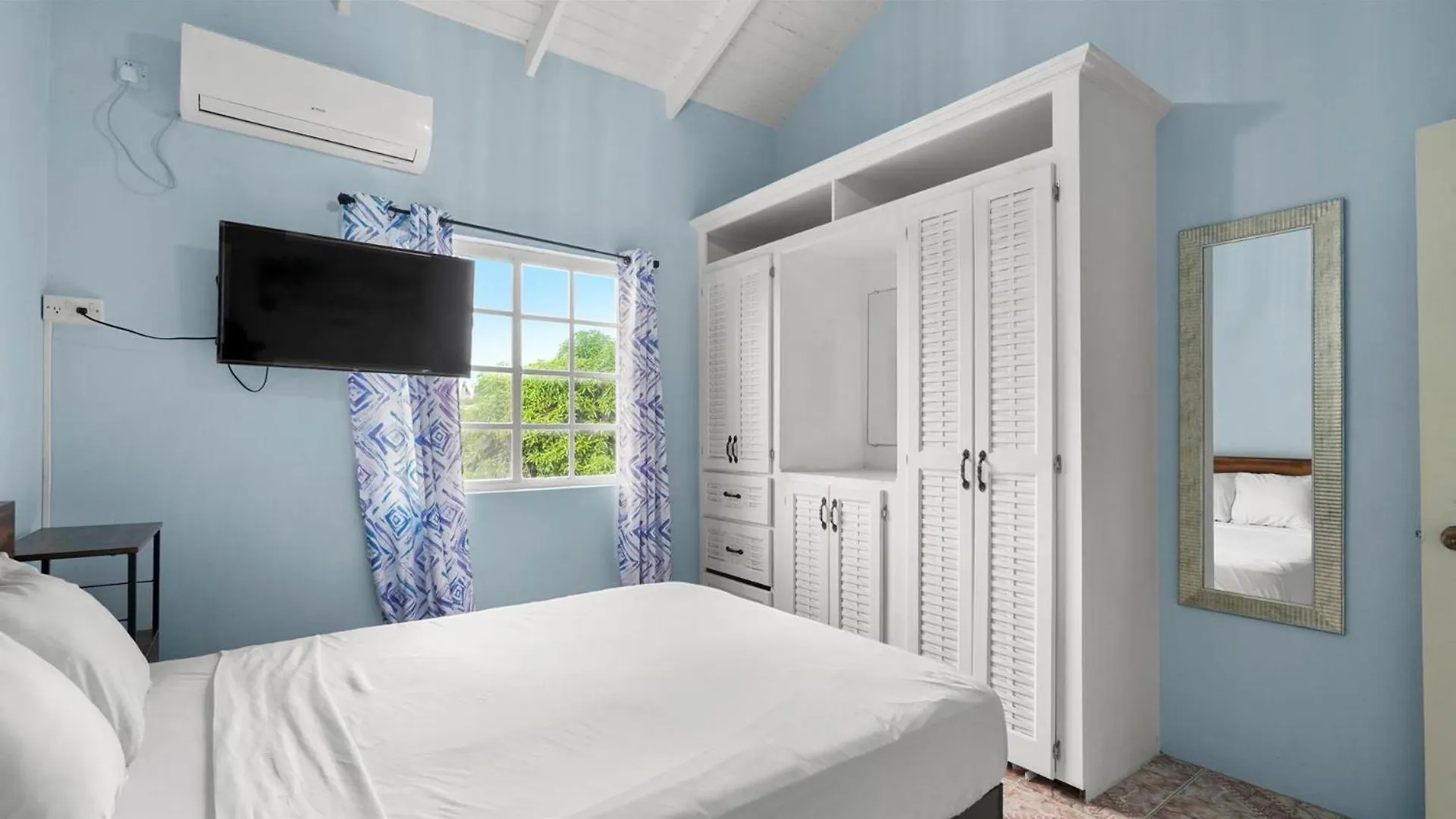 Your Roomy Comfortable Place K4 Morne Rouge 아파트